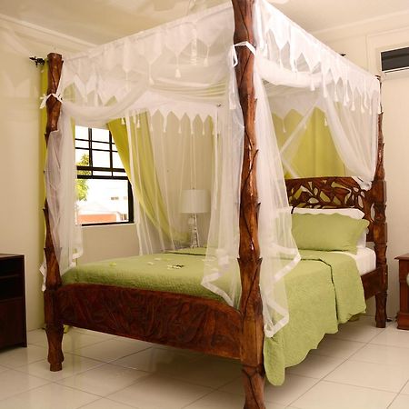 Church Street Guest House Soufrière Kültér fotó