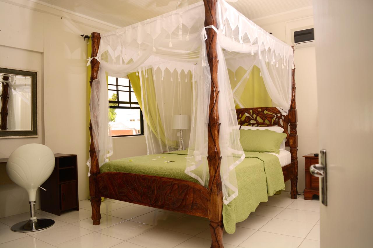 Church Street Guest House Soufrière Kültér fotó
